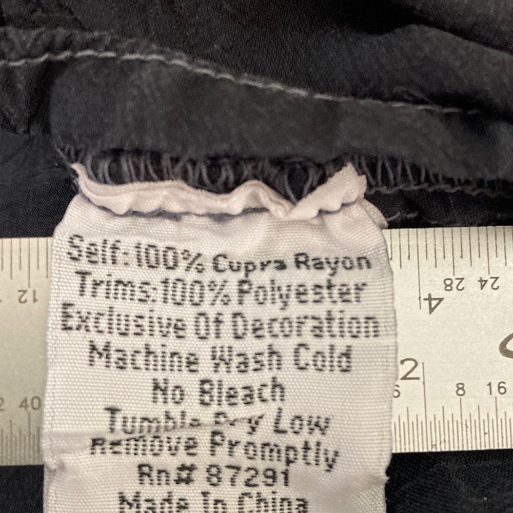 Johnny Was Black Blouse Embroidery 3/4 sleeves boho oversized 20x28 M - Picture 7 of 7